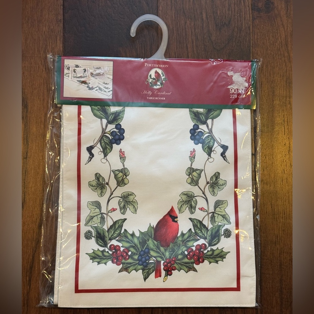 NWT Portmeirion Holly Cardinal 13.5 X 90” Christmas Table Runner